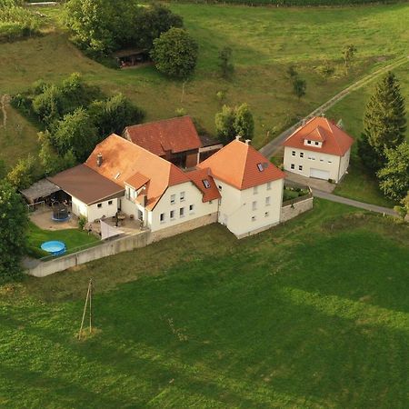 Ferienwohnungen Finkengrund Бюрен Экстерьер фото